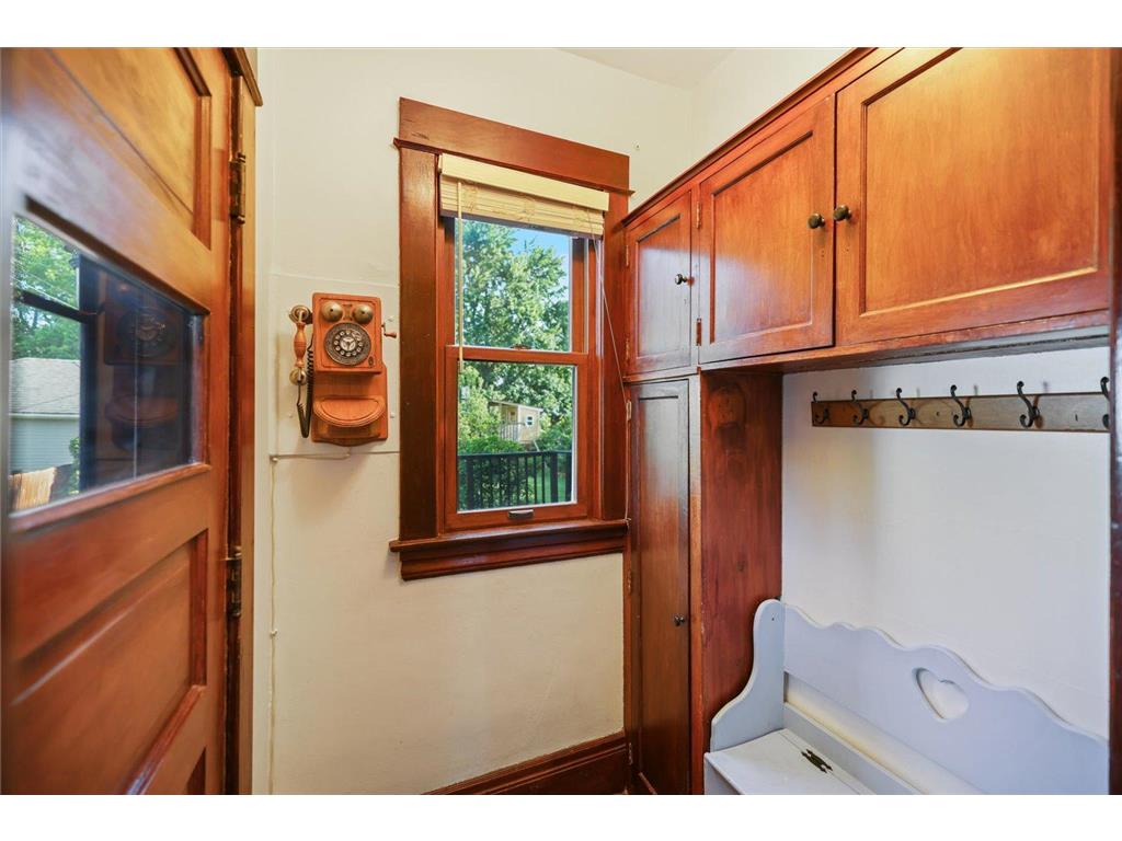 76 Prospect Boulevard Saint Paul MN 55107 7082002 image24
