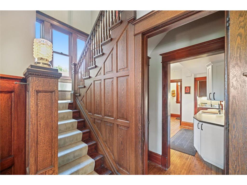76 Prospect Boulevard Saint Paul MN 55107 7082002 image33