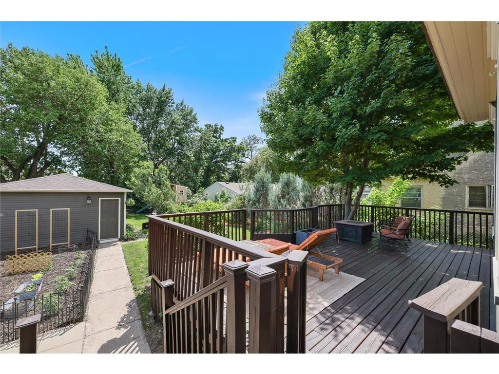 76 Prospect Boulevard Saint Paul MN 55107 7082002 image69