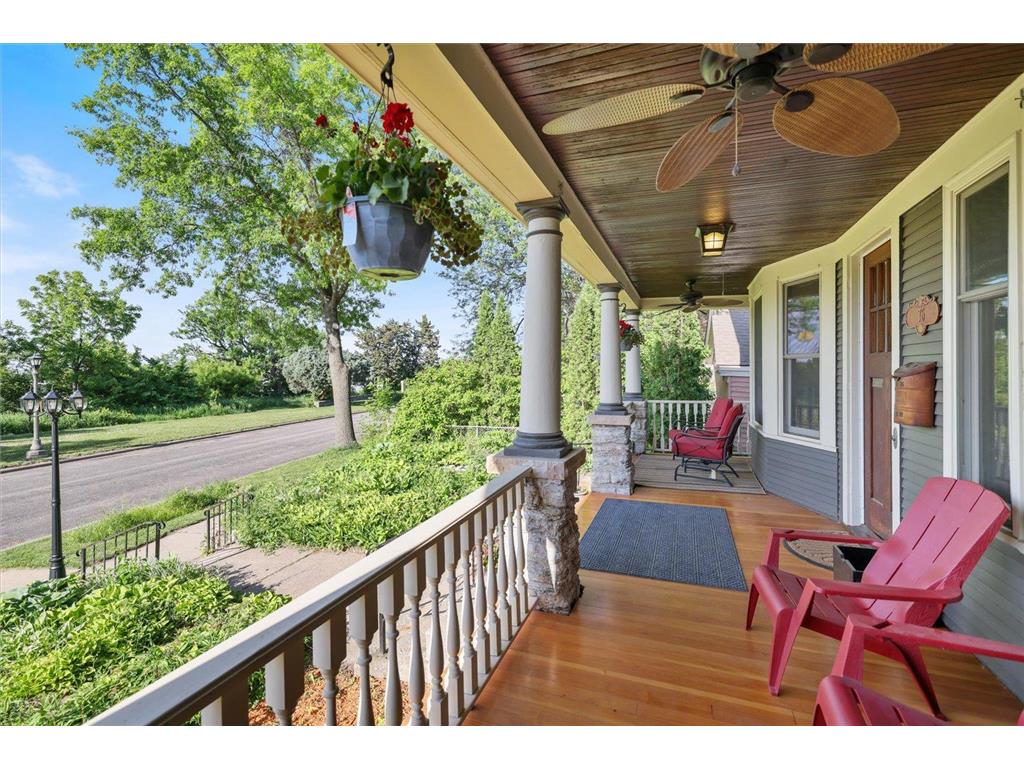 76 Prospect Boulevard Saint Paul MN 55107 7082002 image75
