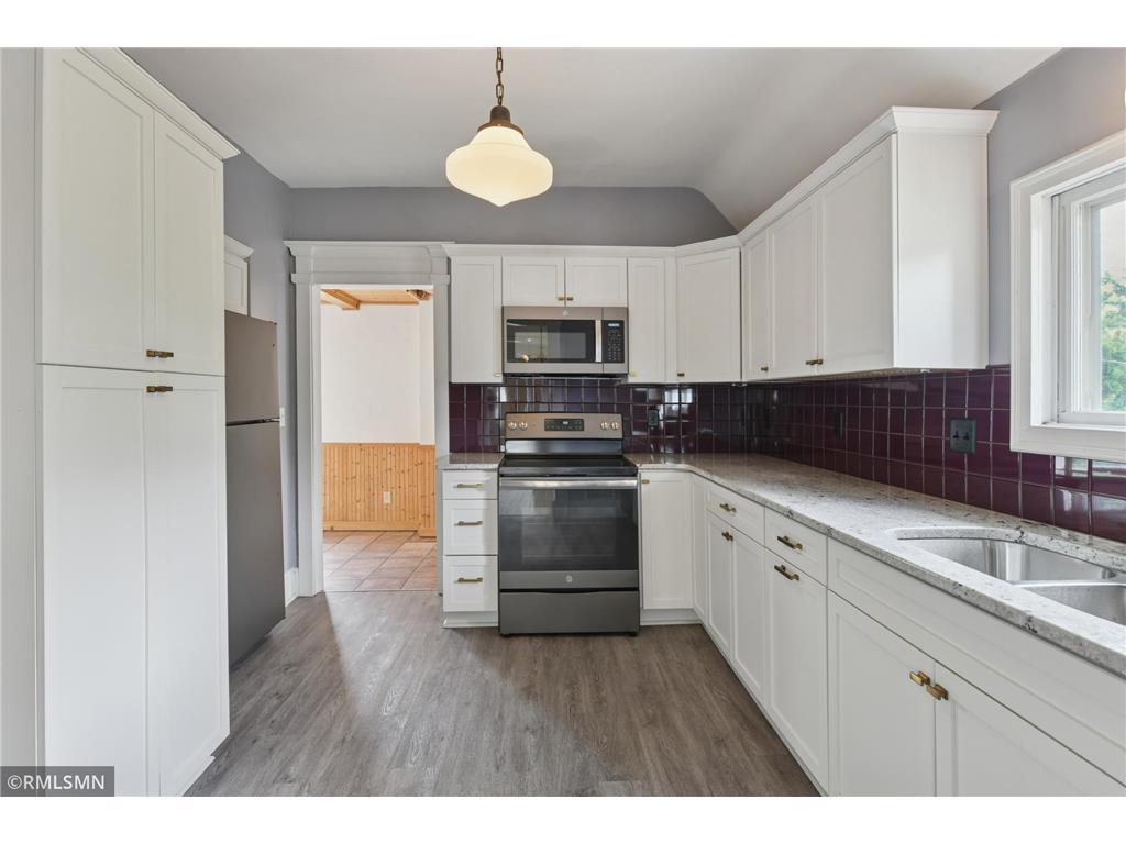 76 Western Avenue N Saint Paul MN 55102 6735729 image33