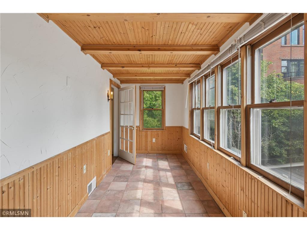 76 Western Avenue N Saint Paul MN 55102 6735729 image43