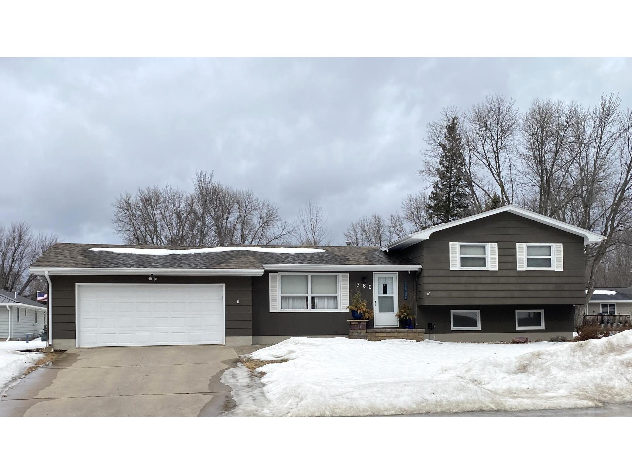 760 17th Street, Windom, MN, 56101 MLS 6155960 Edina Realty