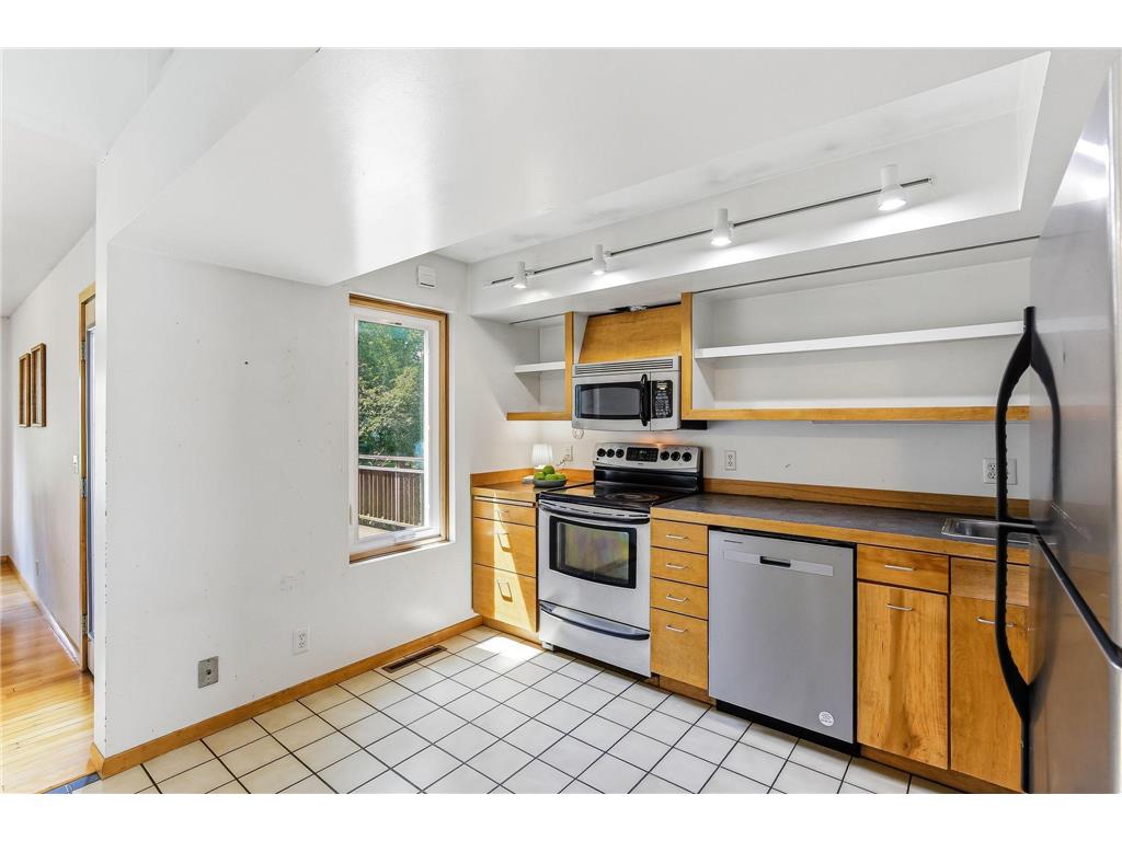 760 1st Avenue NW New Brighton MN 55112 7105660 image13