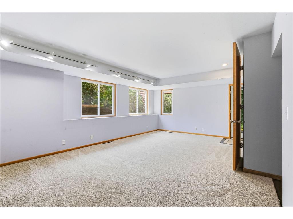 760 1st Avenue NW New Brighton MN 55112 7105660 image23