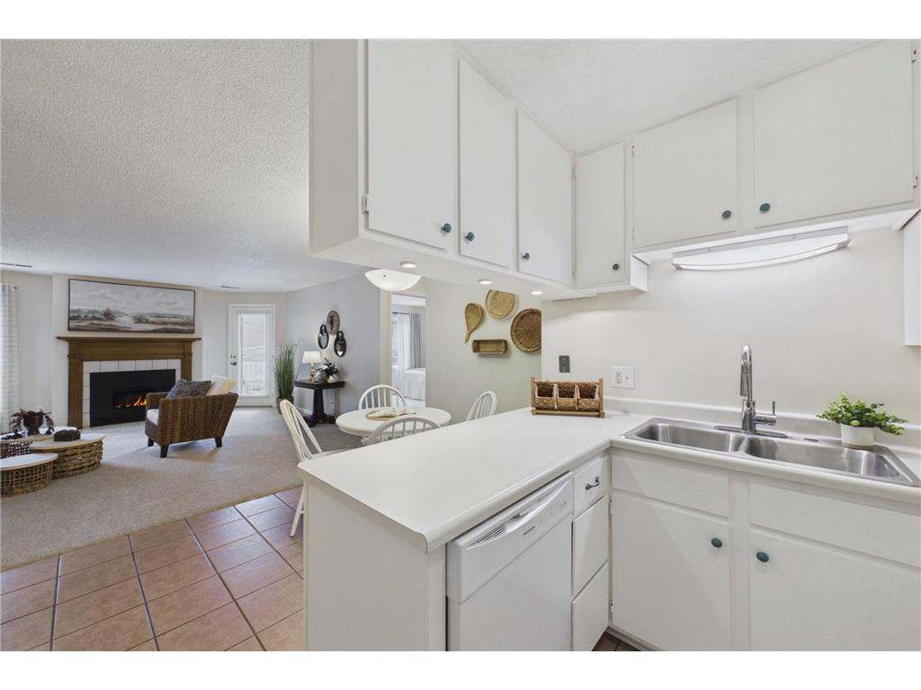 760 County Road F W #702 Shoreview MN 55126 7038209 image6