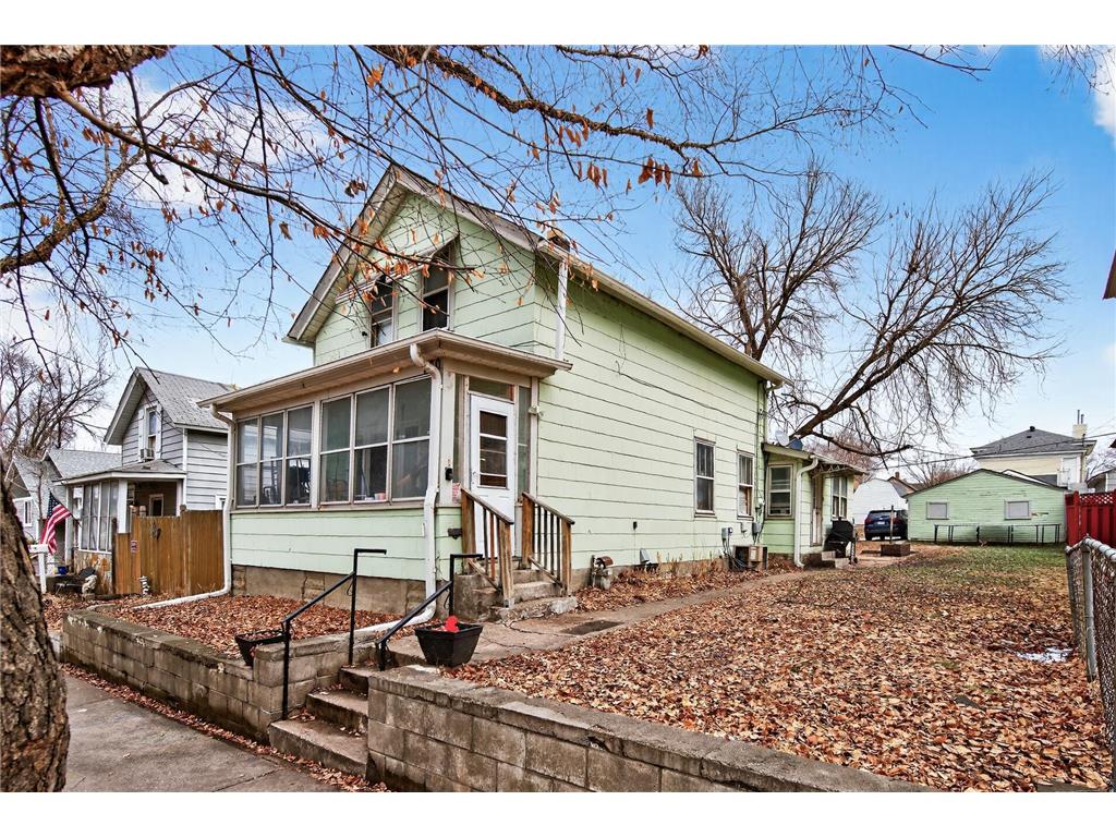 760 Desoto Street Saint Paul MN 55130 7032948 image1