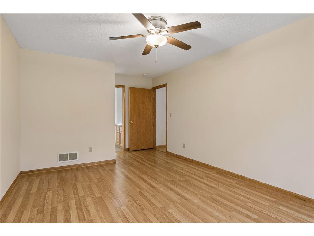760 Garceau Lane Vadnais Heights MN 55127 7049071 image28