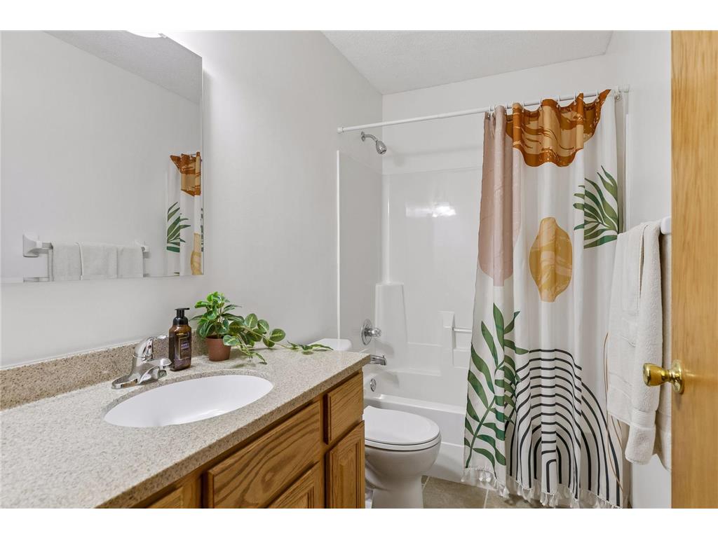 760 Garceau Lane Vadnais Heights MN 55127 7049071 image33
