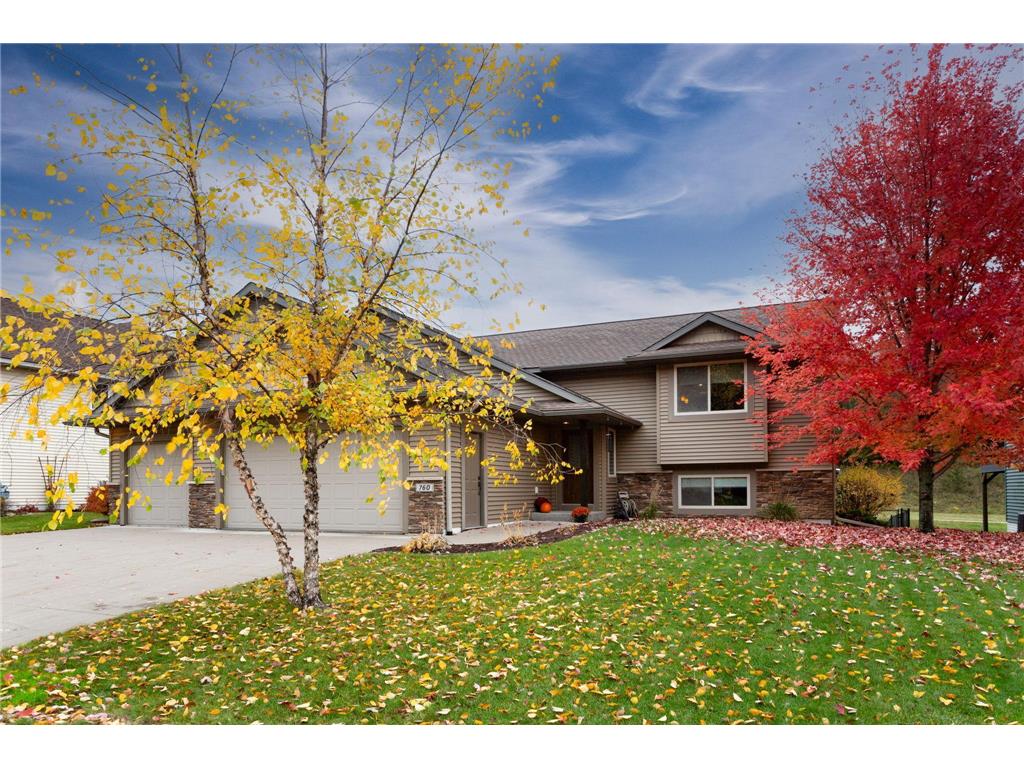 760 Glenmeadow Street River Falls WI 54022 6491156 image1