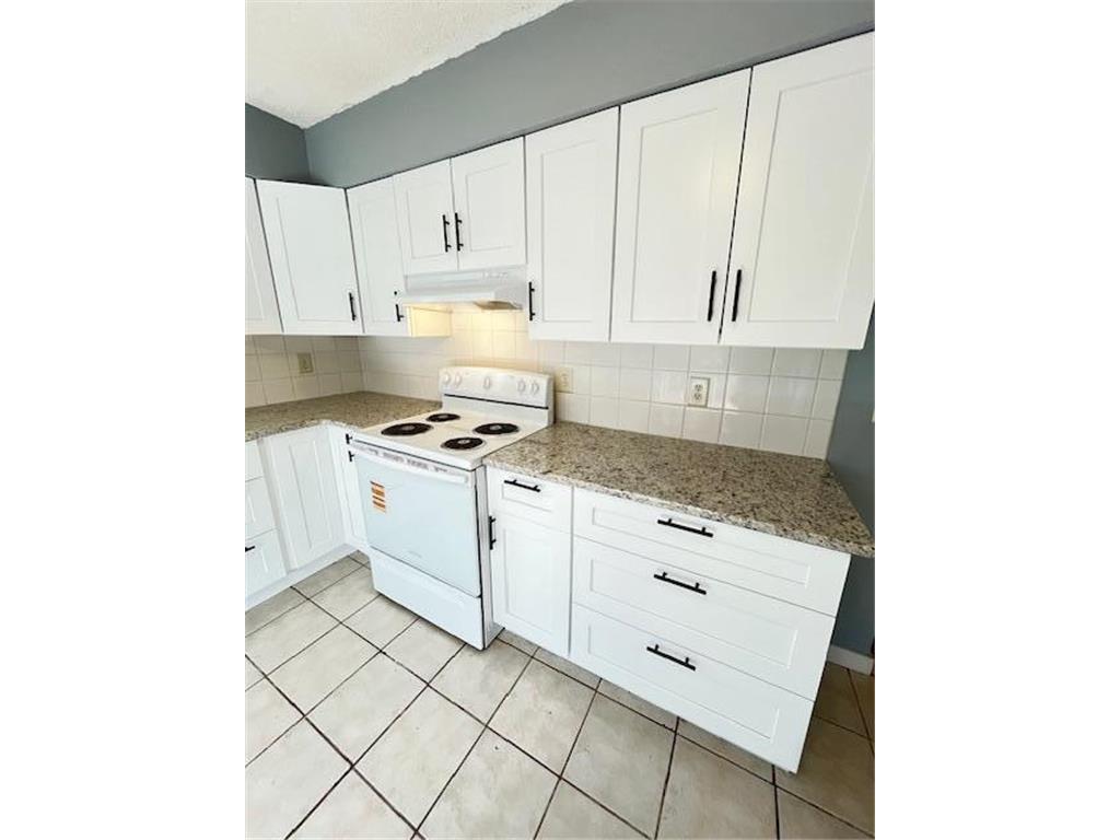 760 Larpenteur Avenue E Saint Paul MN 55117 7061366 image5