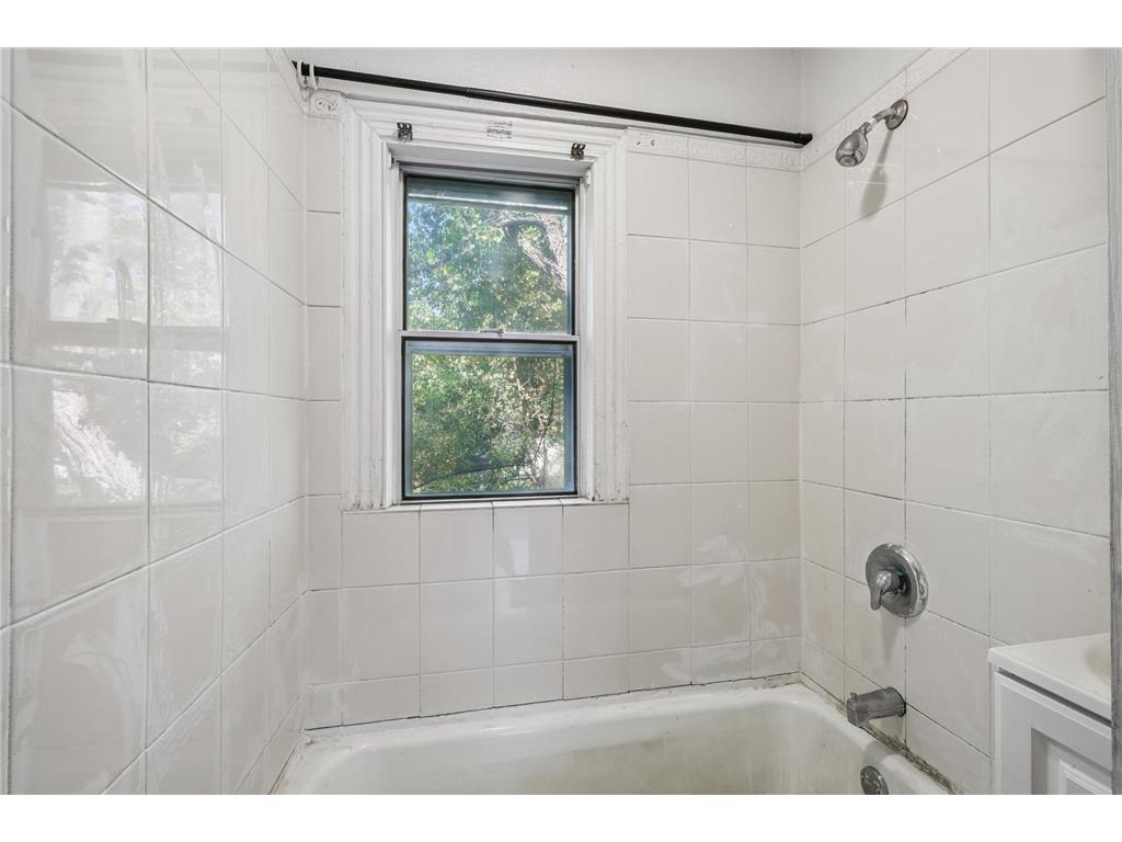760 Minnehaha Avenue E Saint Paul MN 55106 7090251 image18