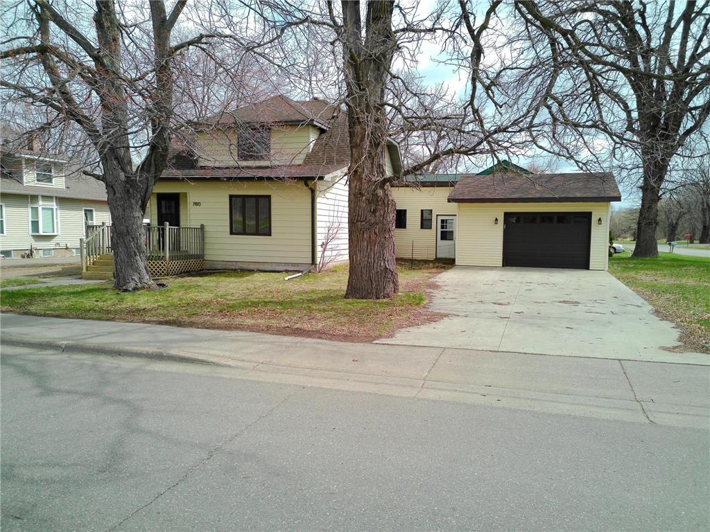760 S Bremer Avenue Rush City MN 55069 7060091 image1
