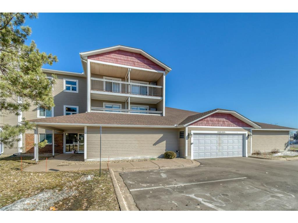 7600 157th Street W #103 Apple Valley MN 55124 7022489 image1