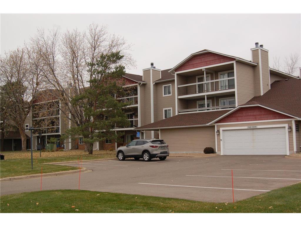 7600 157th Street W #105 Apple Valley MN 55124 6820385 image1