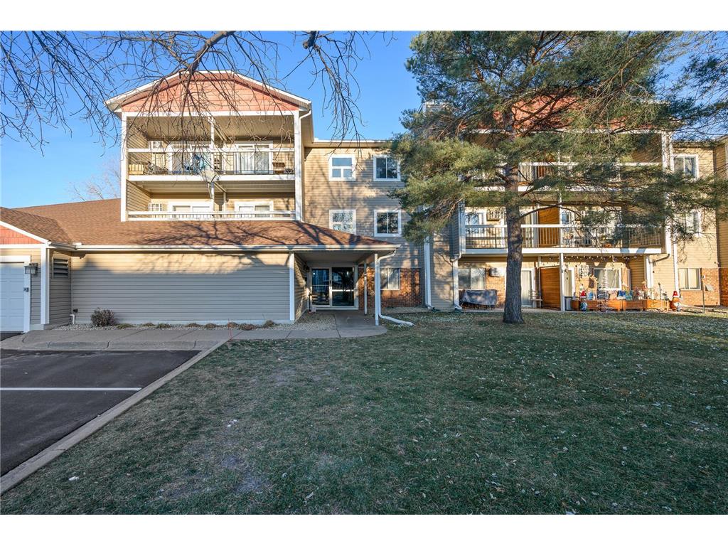7600 157th Street W #210 Apple Valley MN 55124 6459705 image1