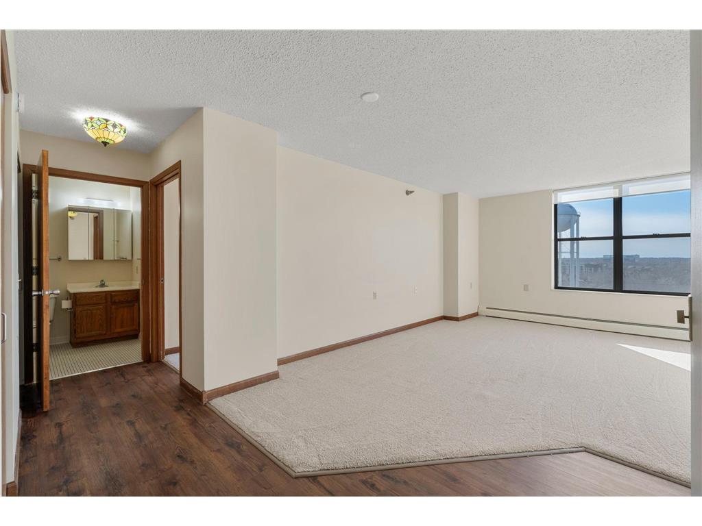 7600 Golden Valley Road #1004 Golden Valley MN 55427 7039017 image1