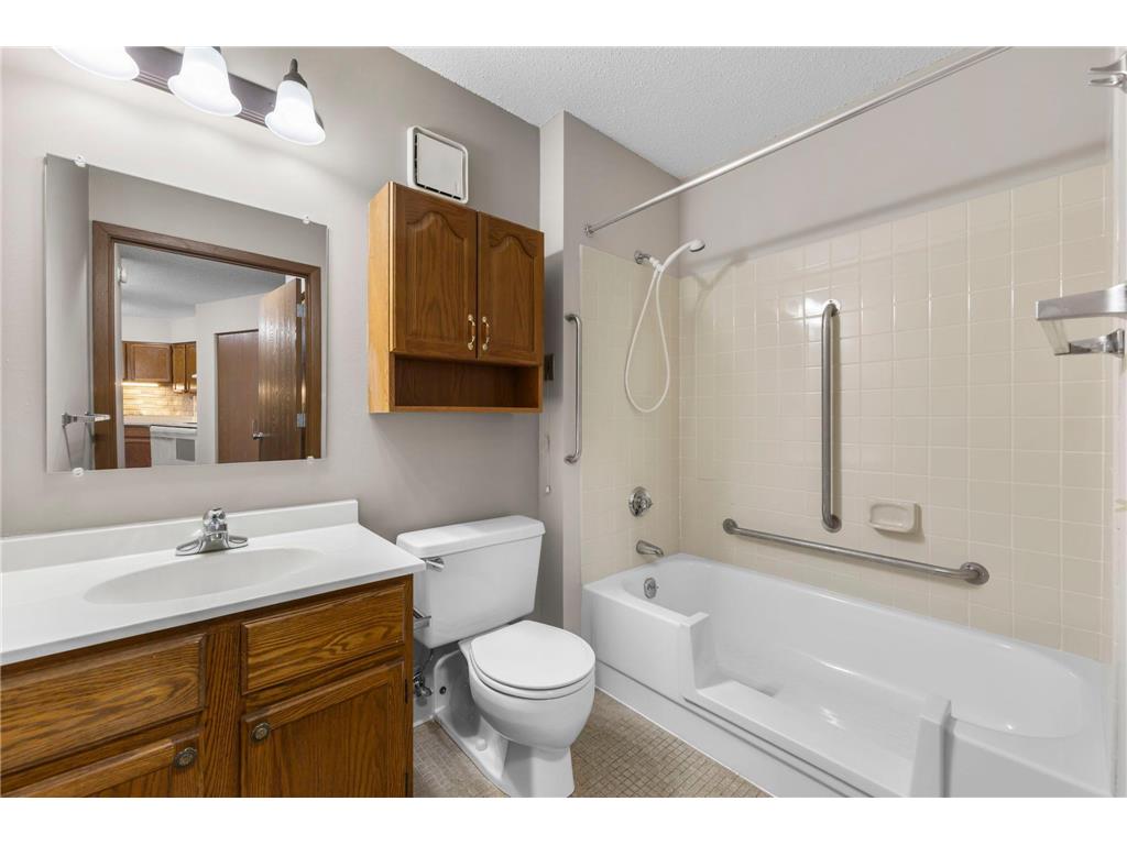 7600 Golden Valley Road #411 Golden Valley MN 55427 7017998 image28