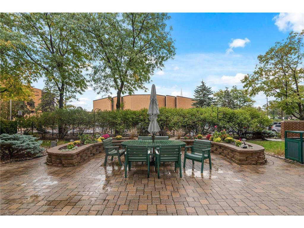 7600 Golden Valley Road 700, Golden Valley, MN, 55427 MLS 6439336