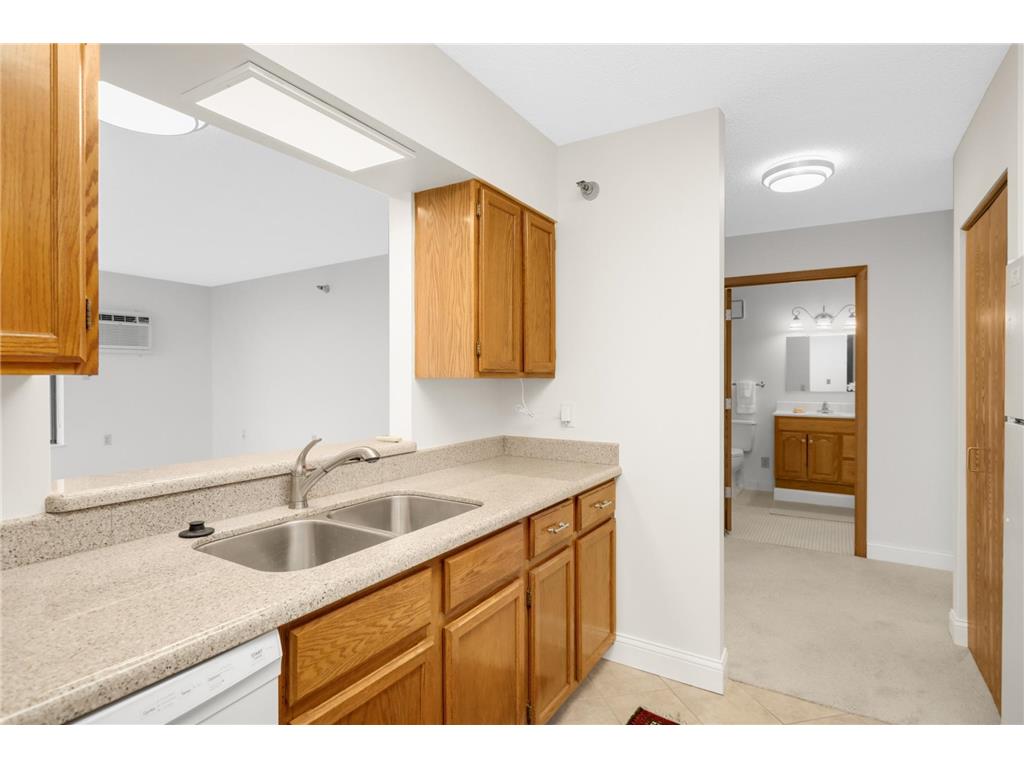 7600 Golden Valley Road #706 Golden Valley MN 55427 7024361 image13