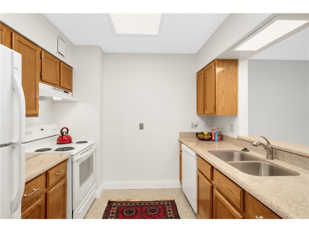 7600 Golden Valley Road #706 Golden Valley MN 55427 7024361 image14