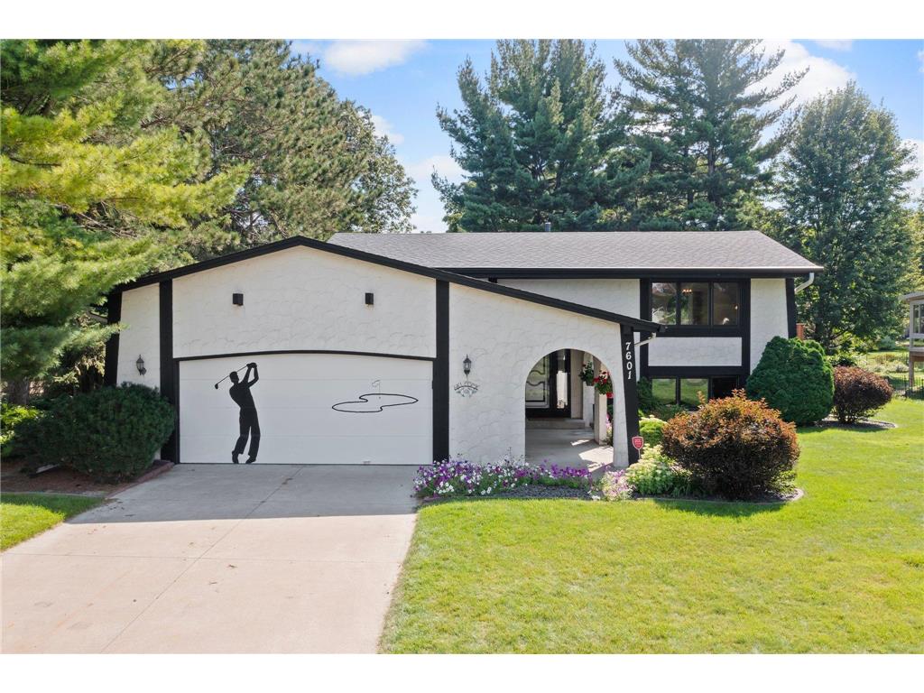 7601 Brigadoon Place NE Fridley MN 55432 6562880 image1