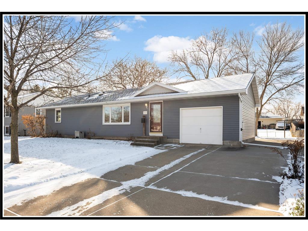 7601 Scott Avenue N Brooklyn Park MN 55443 6471049 image1
