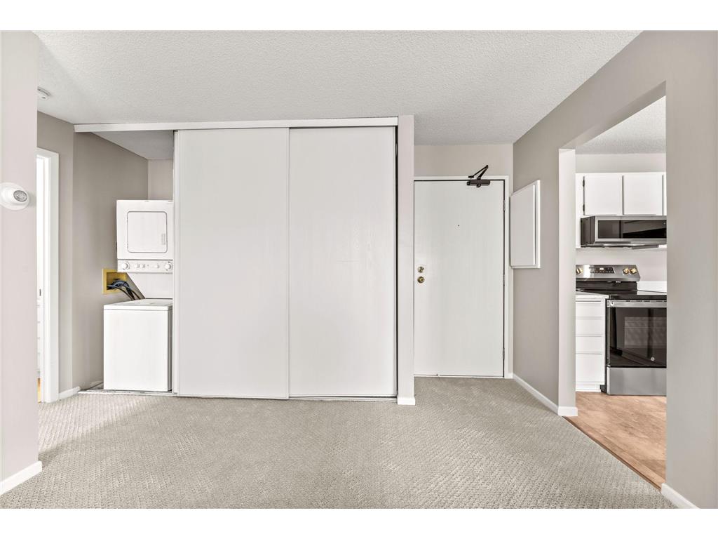 7601 W 101st Street #215 Bloomington MN 55438 7040960 image10