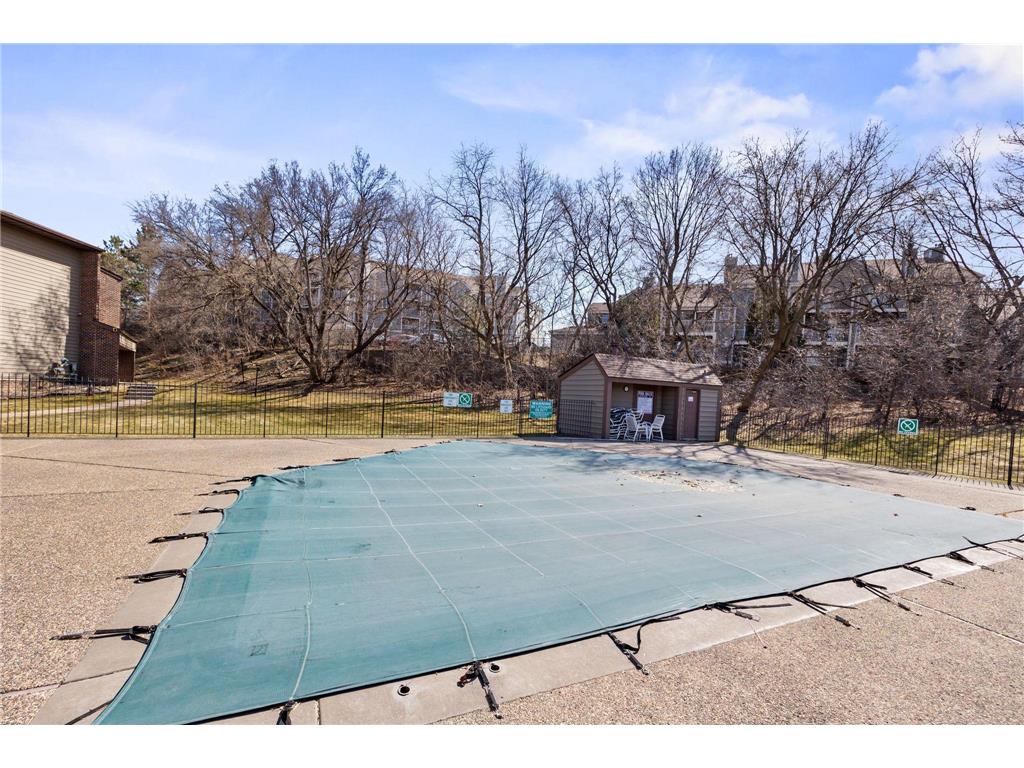 7601 W 101st Street #215 Bloomington MN 55438 7040960 image18