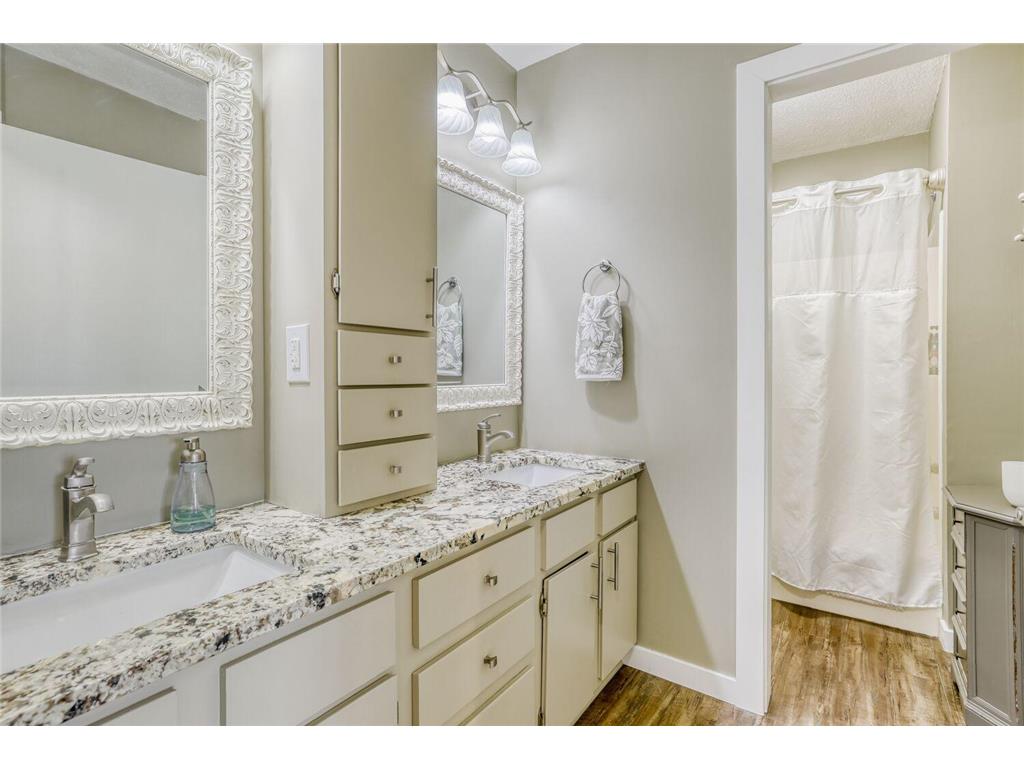 7601 W 101st Street #312 Bloomington MN 55438 7045754 image12