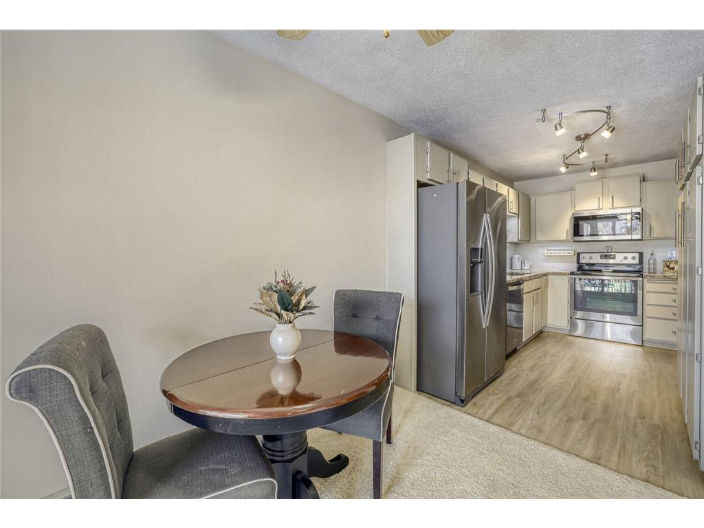 7601 W 101st Street #312 Bloomington MN 55438 7045754 image5