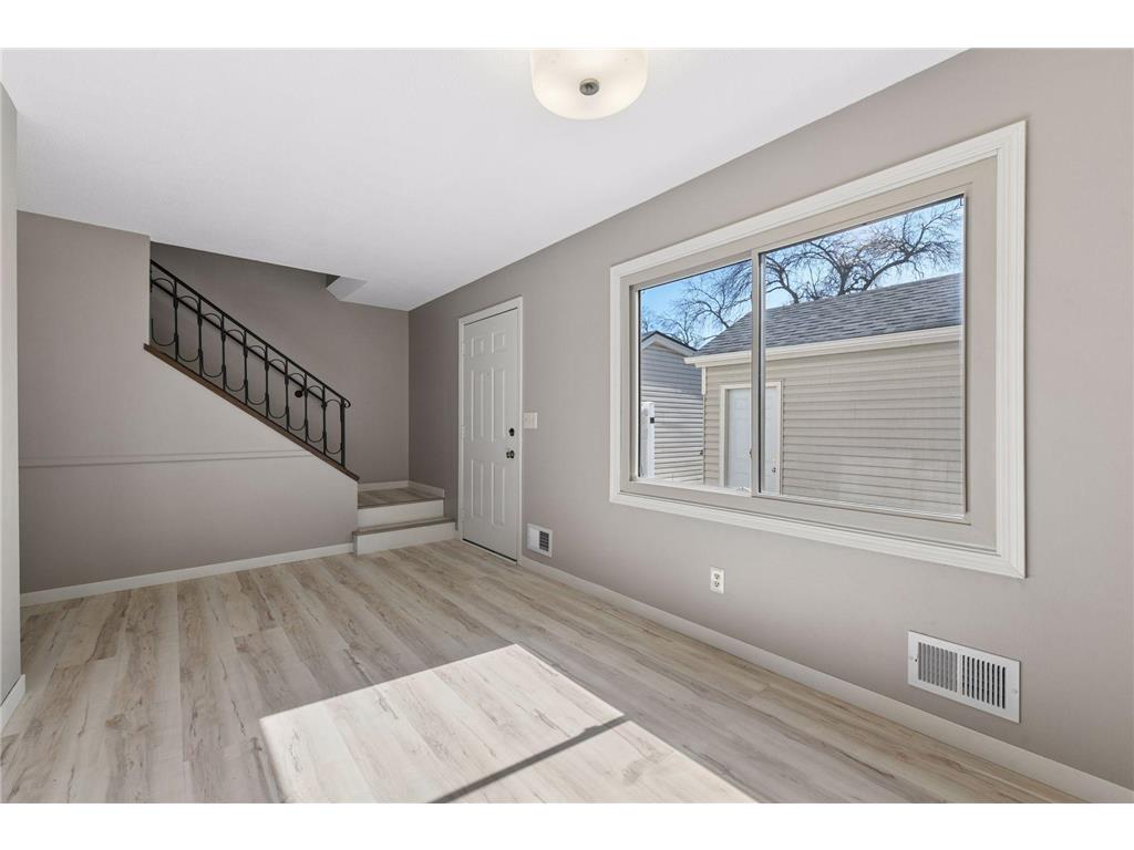 7604 Hampshire Avenue N Brooklyn Park MN 55428 7040169 image12