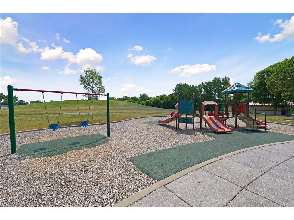 7604 Hampshire Avenue N Brooklyn Park MN 55428 7040169 image35