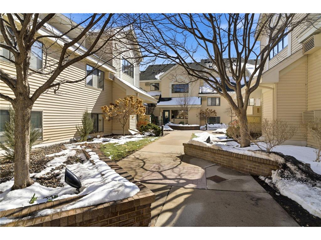 7605 Edinborough Way #6115 Edina MN 55435 7030925 image18
