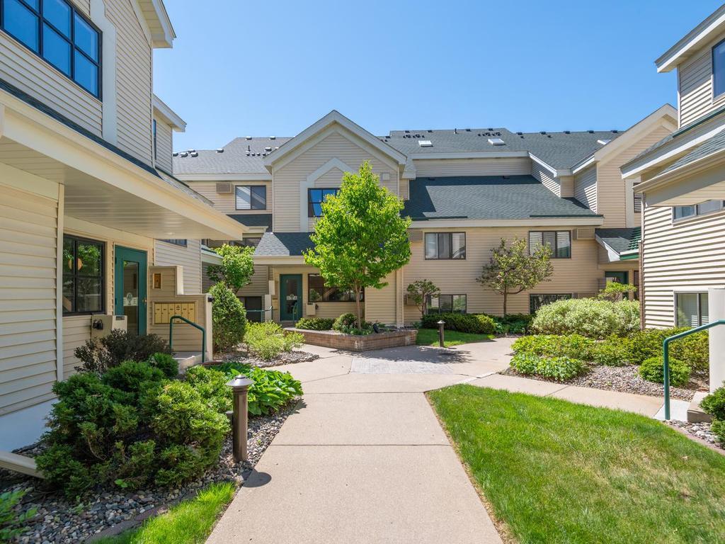 7605 Edinborough Way #6214 Edina MN 55435 7056727 image1