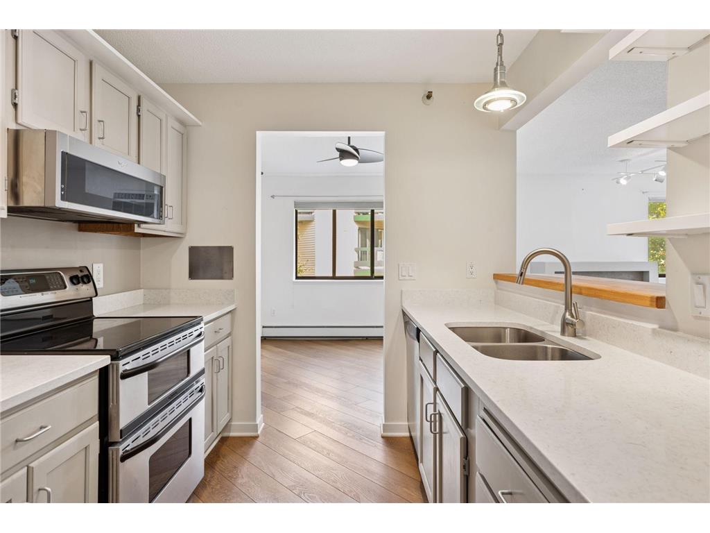 7605 Edinborough Way #6215 Edina MN 55435 6808482 image5