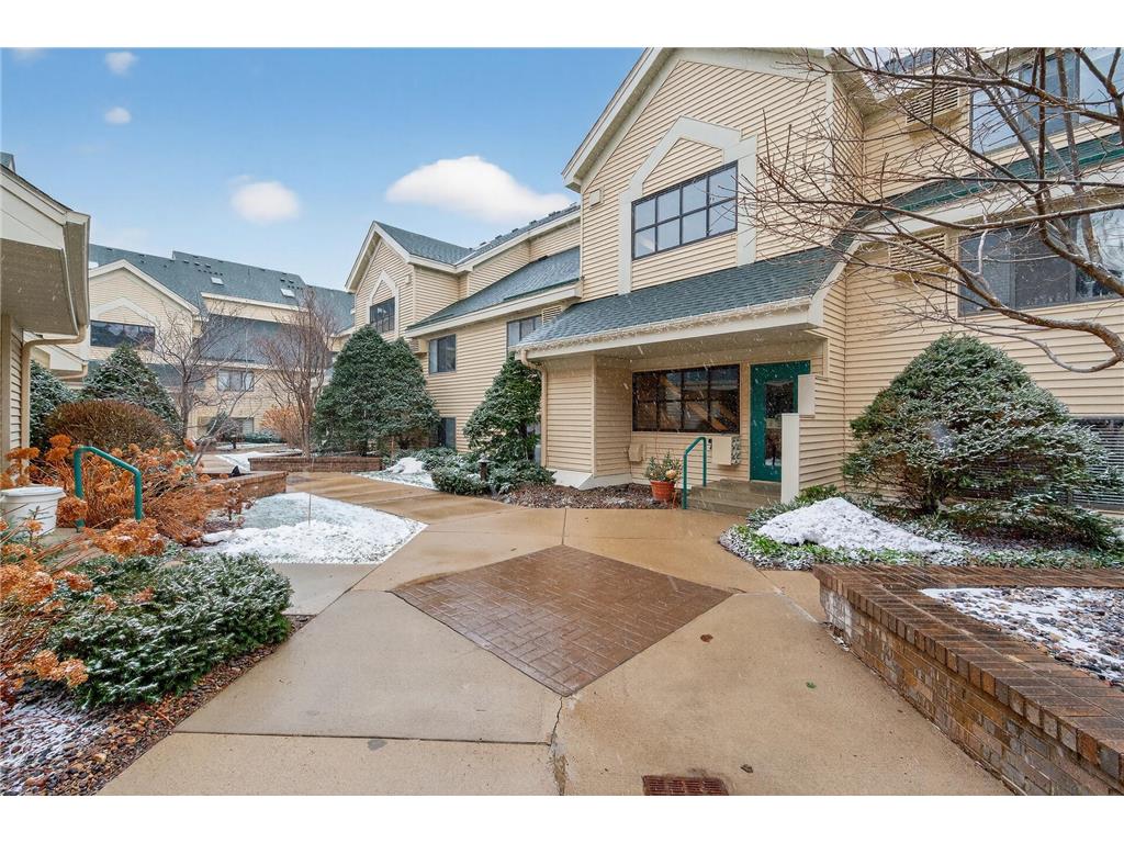 7606 York Avenue S #7107 Edina MN 55435 7021654 image1