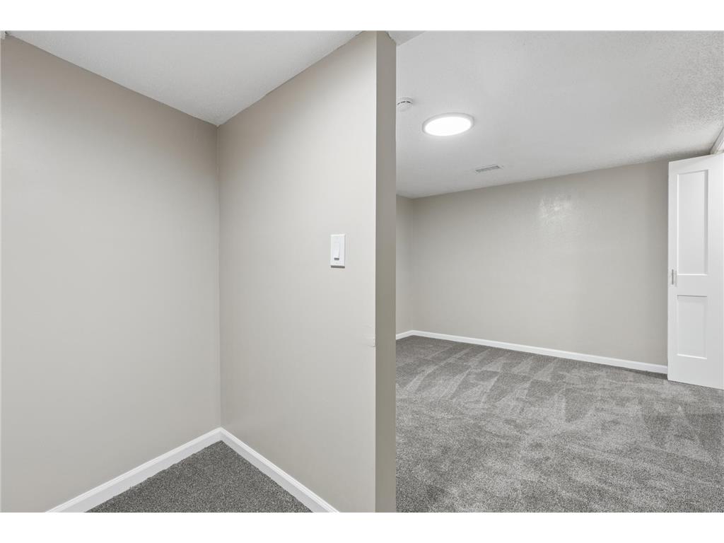 761 Bartelmy Lane N Maplewood MN 55119 7083619 image29