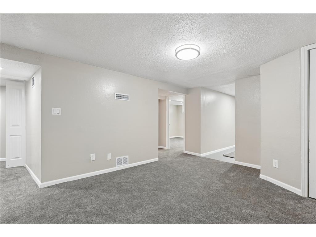 761 Bartelmy Lane N Maplewood MN 55119 7083619 image31