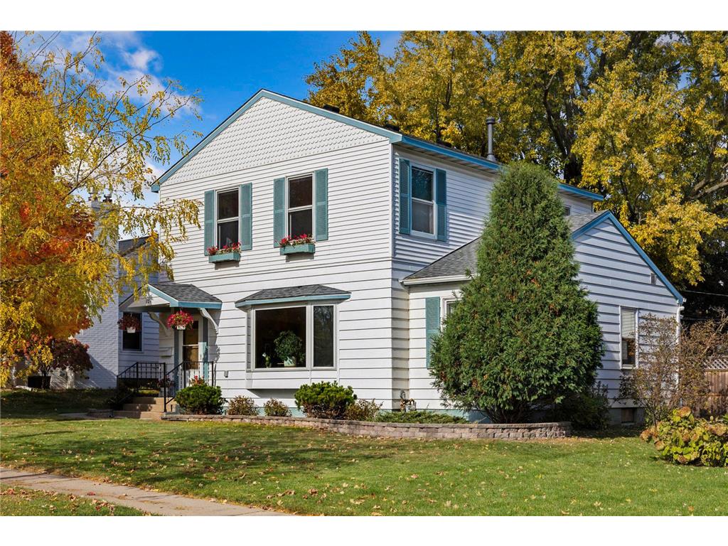 761 Montana Avenue W Saint Paul MN 55117 6783372 image1
