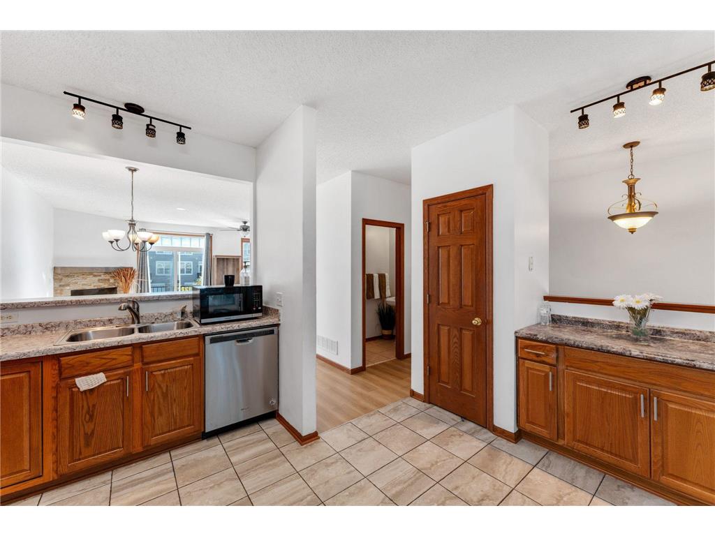 7612 Elm Grove Circle New Hope MN 55428 6795254 image14