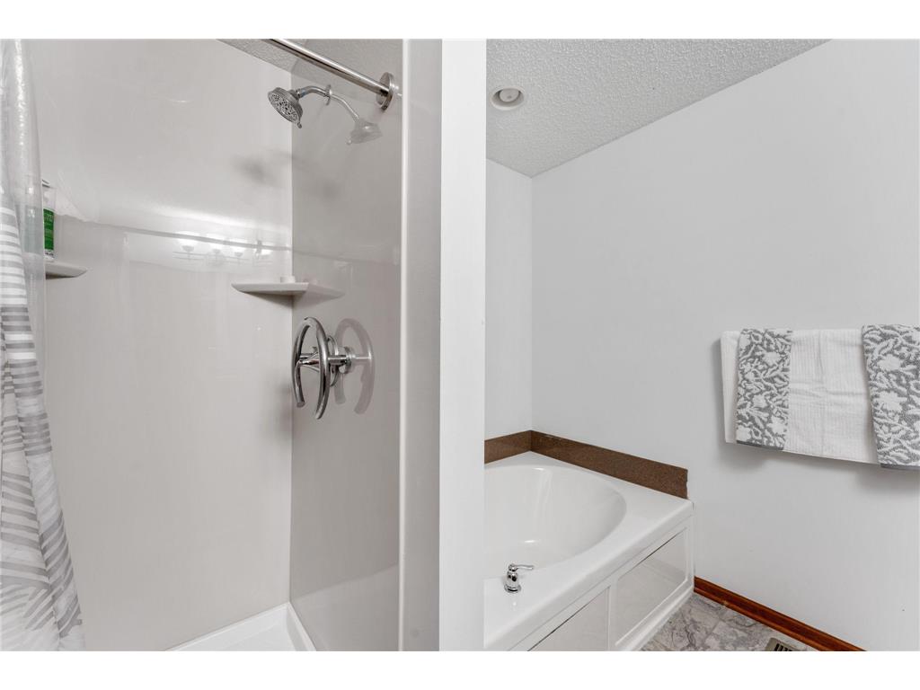 7612 Elm Grove Circle New Hope MN 55428 6795254 image23