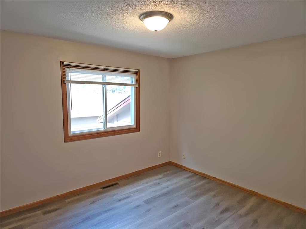 7613 Fairfield Road Brooklyn Park MN 55444 7107913 image19