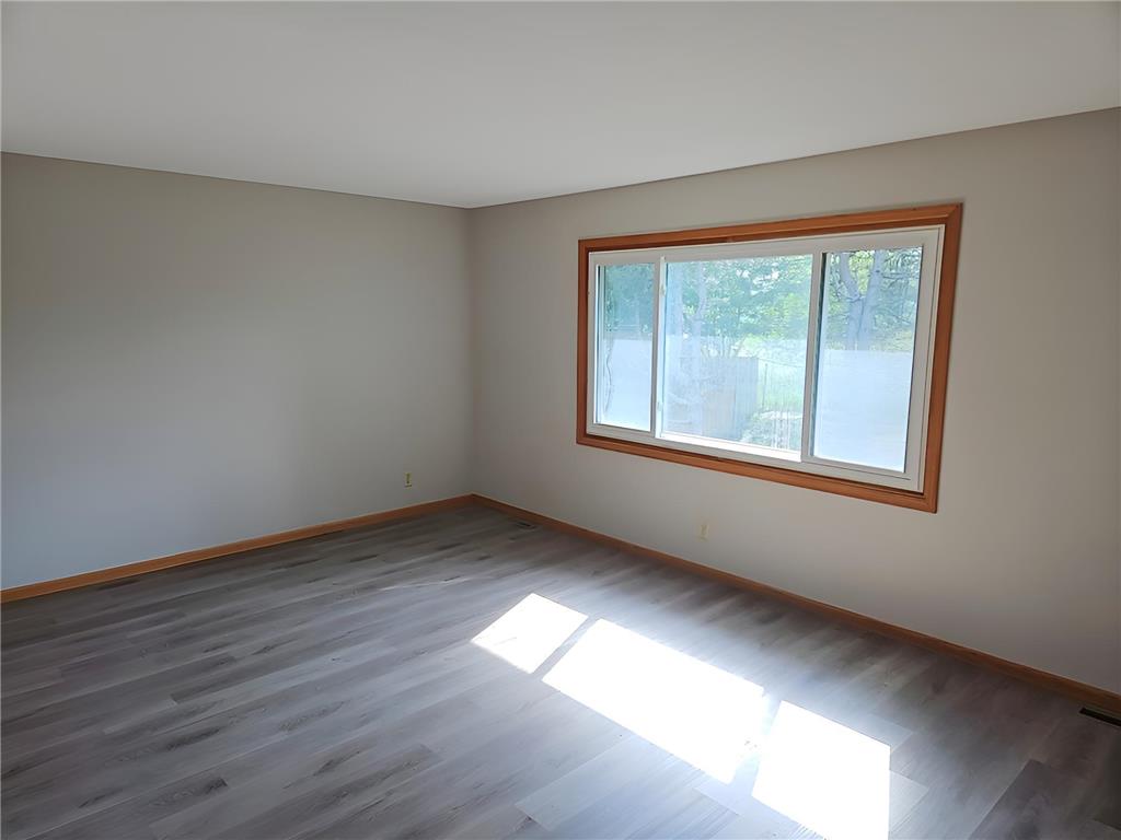 7613 Fairfield Road Brooklyn Park MN 55444 7107913 image25