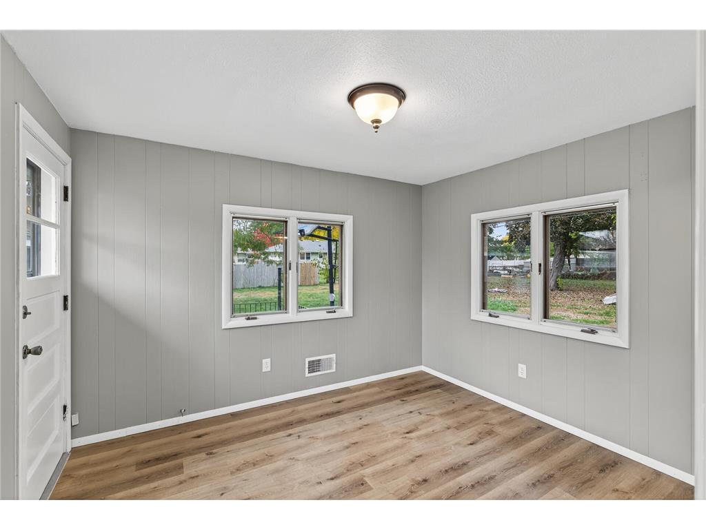 7614 Chicago Avenue S Richfield MN 55423 7106448 image10