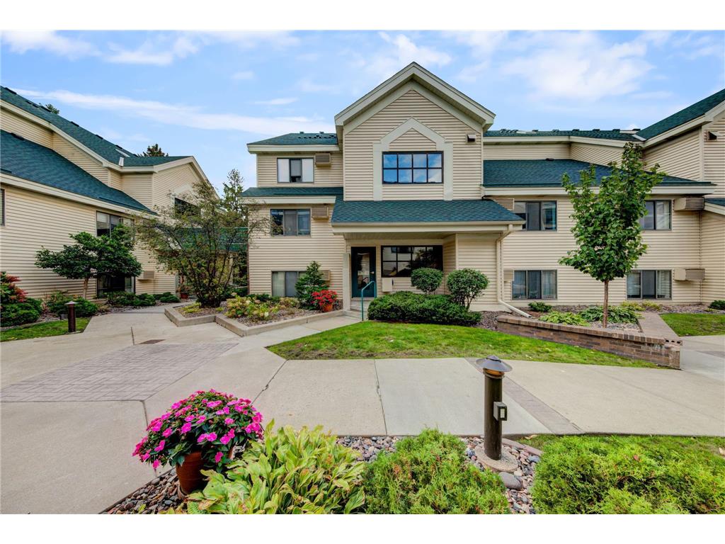 7615 Edinborough Way 4209, Edina, MN, 55435 MLS 6269286 Edina Realty