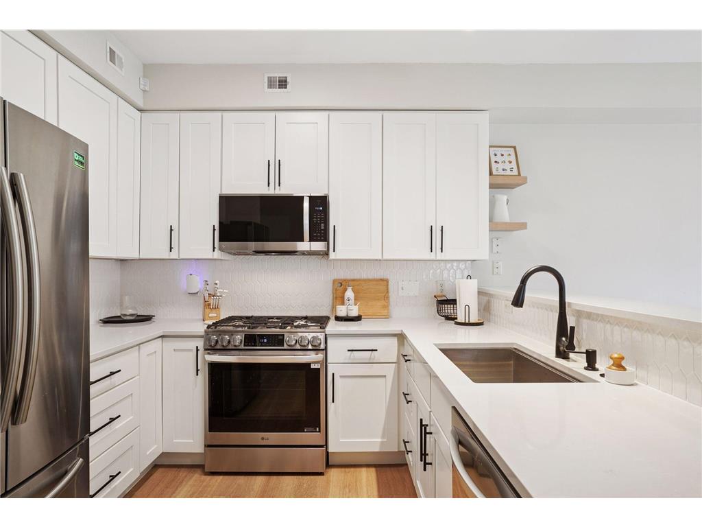 7615 Garfield Avenue #5 Richfield MN 55423 6815798 image12