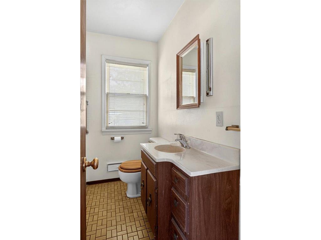 7615 Upton Avenue S Richfield MN 55423 7071707 image18