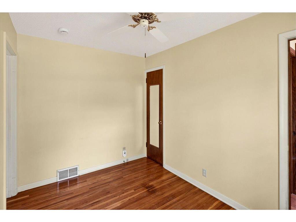 7615 Upton Avenue S Richfield MN 55423 7071707 image24