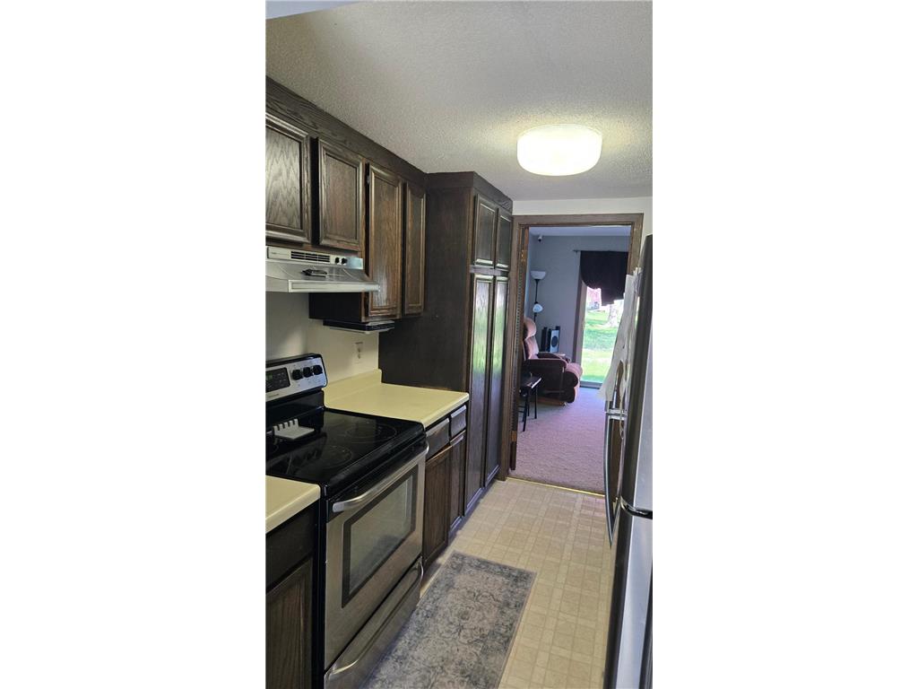 7616 Hampshire Avenue N Brooklyn Park MN 55428 7061581 image11